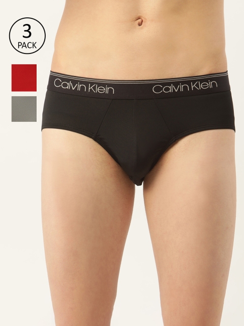 

Calvin Klein Underwear Men Pack Of 3 Solid Low-rise Briefs NB25688Z8, Black