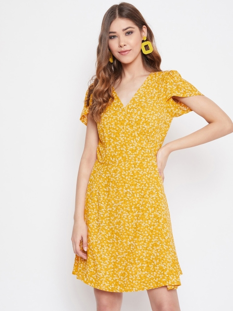 

Berrylush Women Yellow Ditsy Floral Printed Wrap Dress