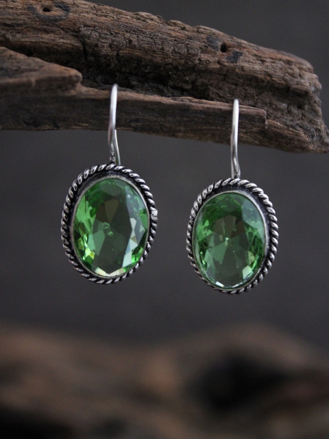 

justpeachy Green & Silver-Plated Oxidised Oval Drop Earrings