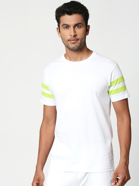 

Bewakoof Men White Solid Polo Collar T-shirt
