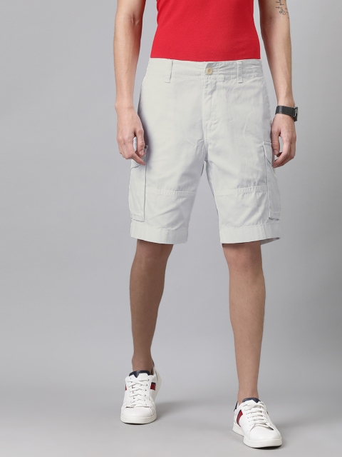 

Tommy Hilfiger Men White Solid Regular Fit Cargo Shorts