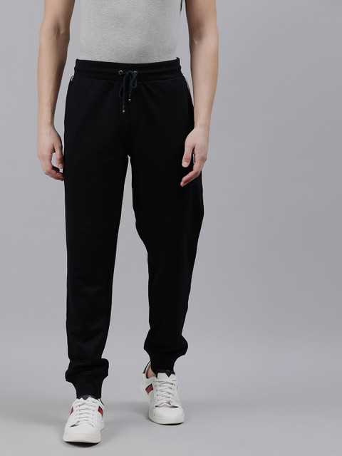 

Tommy Hilfiger Men Navy Blue Solid Regular Fit Joggers