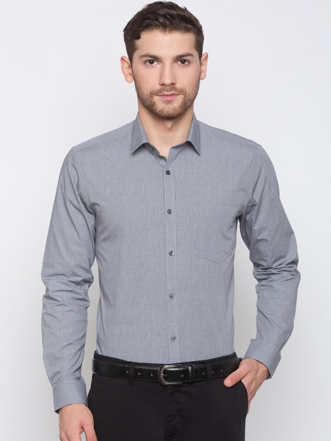 

Globus Men Grey Regular Fit Checked Formal Shirt