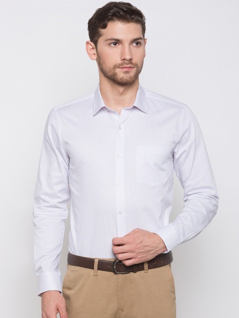 

Globus Men White Regular Fit Striped Formal Shirt