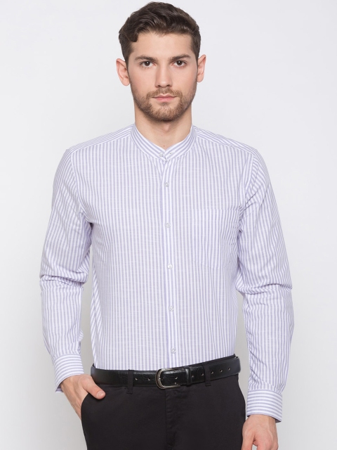 

Globus Men White Regular Fit Striped Formal Shirt