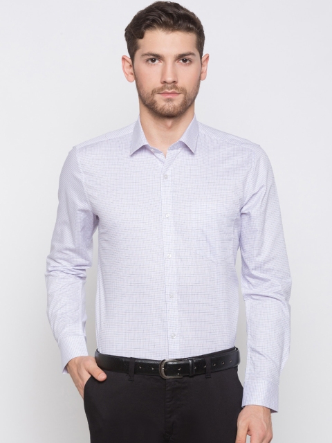 

Globus Men White Regular Fit Checked Formal Shirt