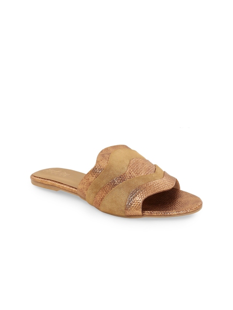 

Siendo Desi Women Rose Gold-Toned & Beige Snakeskin Textured Open Toe Flats