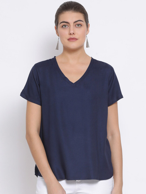 

Oxolloxo Women Navy Blue Solid V-Neck T-shirt