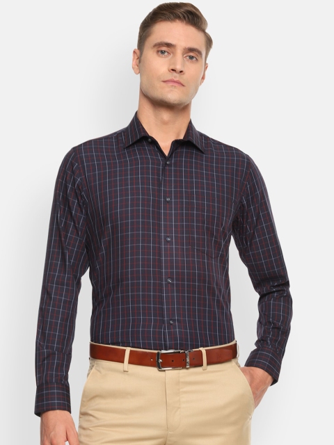 

Van Heusen Men Black & White Regular Fit Checked Formal Shirt