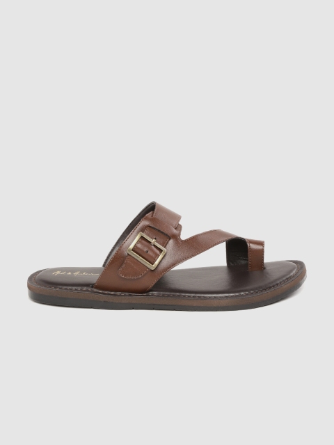 

Mast & Harbour Men Brown Comfort Sandals