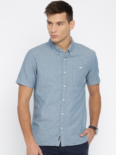 

Vans Blue Tailored Fit Casual Shirt