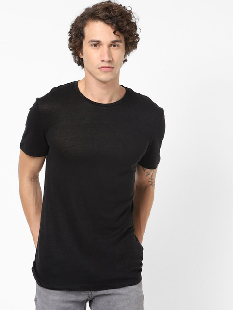 

Celio Men Black Solid Round Neck T-shirt