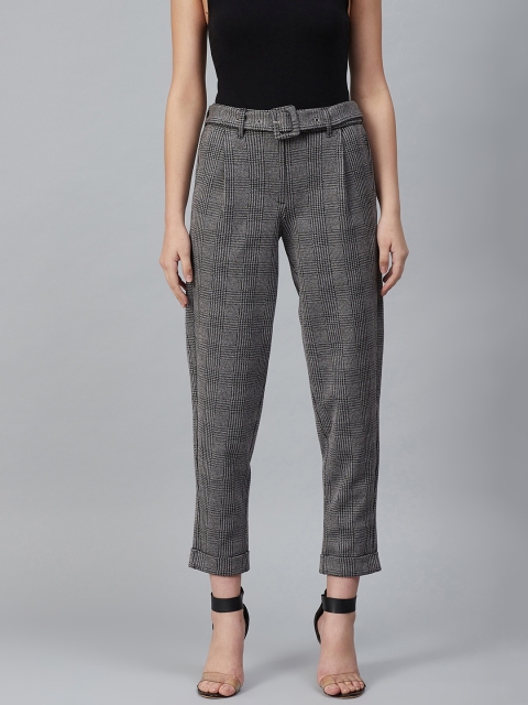 

Marks & Spencer Women Grey & Black Regular Fit Houndstooth Checked Regular Trousers