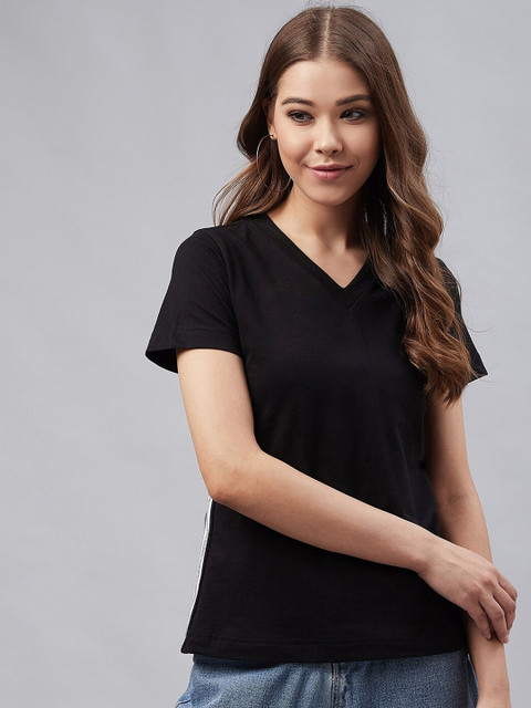 

RARE Women Black Solid V-Neck T-shirt