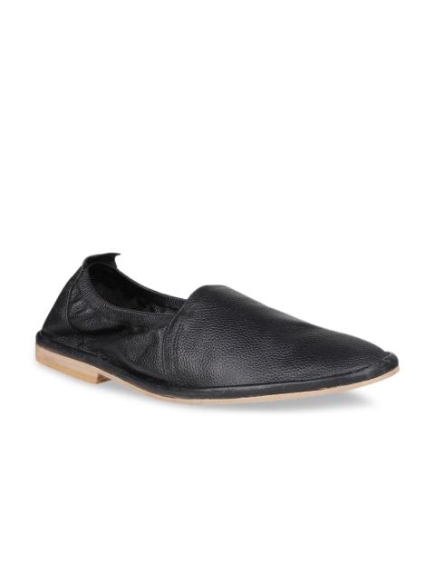 

Regal Men Black Solid Leather Loafers