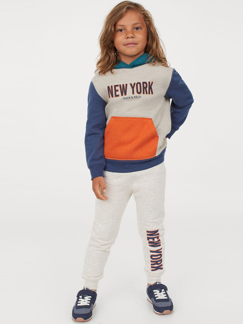 

H&M Boys Beige Printed Joggers