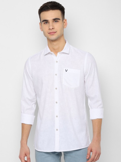 

Solly Jeans Co. Men White Regular Fit Solid Casual Shirt