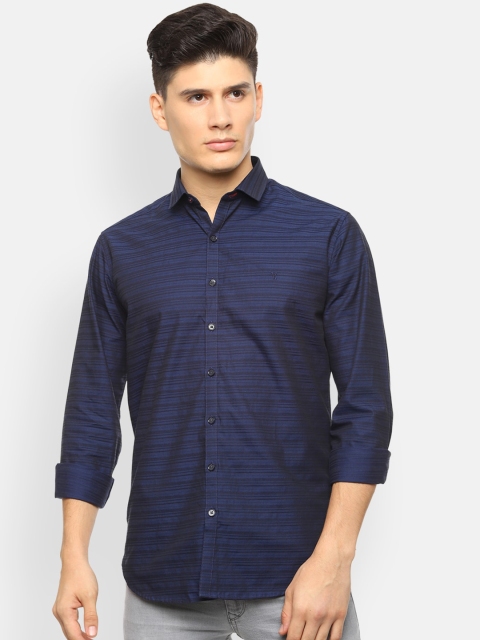 

V Dot Men Navy Blue Slim Fit Striped Casual Shirt
