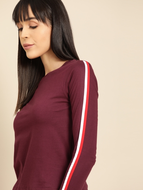 

ether Women Burgundy Solid Round Neck T-shirt