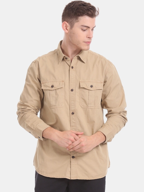 

GAP Men Beige Spread Collar Flap Pocket Cotton Twill Casual Shirt