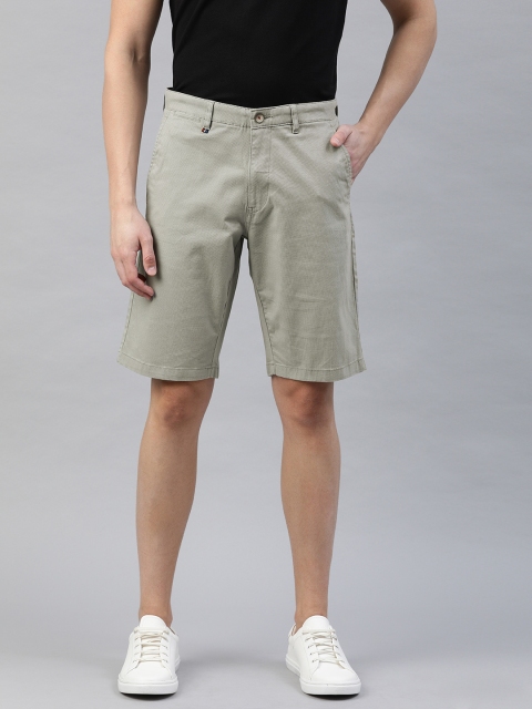 

Louis Philippe Sport Men Grey Solid Slim Fit Regular Shorts