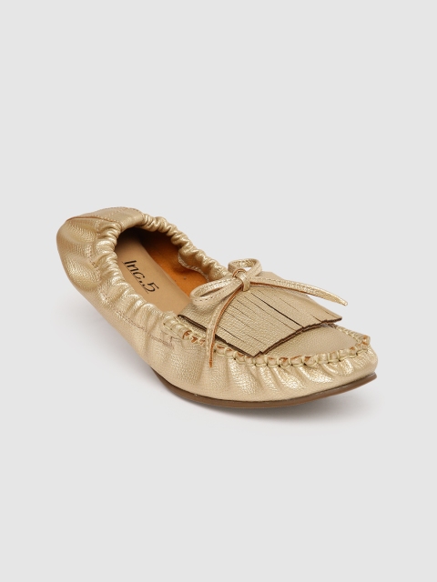 

Inc 5 Women Gold-Toned Party Ballerinas Flats