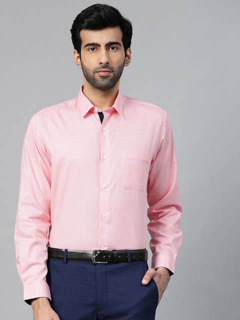 

Louis Philippe Men Pink Slim Fit Houndstooth Patterned Formal Shirt