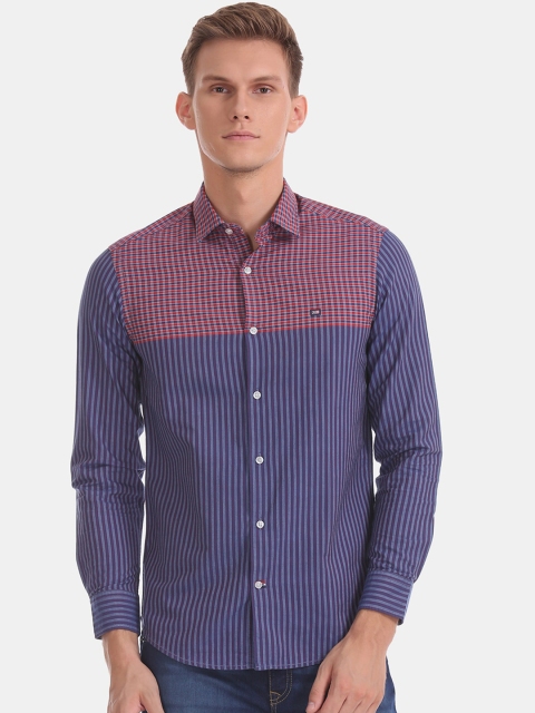 

Arrow Men Purple & Pink Slim Fit Striped Casual Shirt