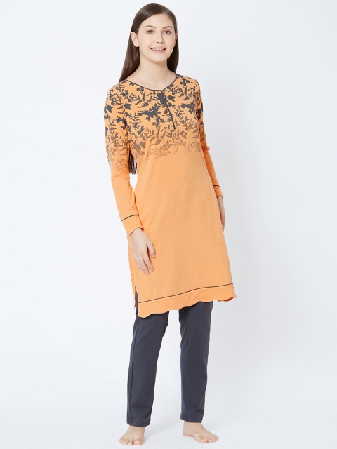 

Sweet Dreams Women Peach-Coloured & Charcoal Grey Printed Night suit