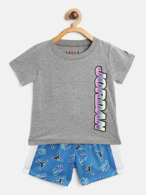

Jordan Boys Grey Melange & Blue Printed T-shirt with Shorts