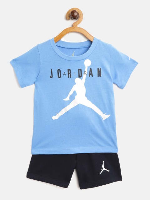 

Jordan Boys Blue Logo Print T-shirt with Shorts