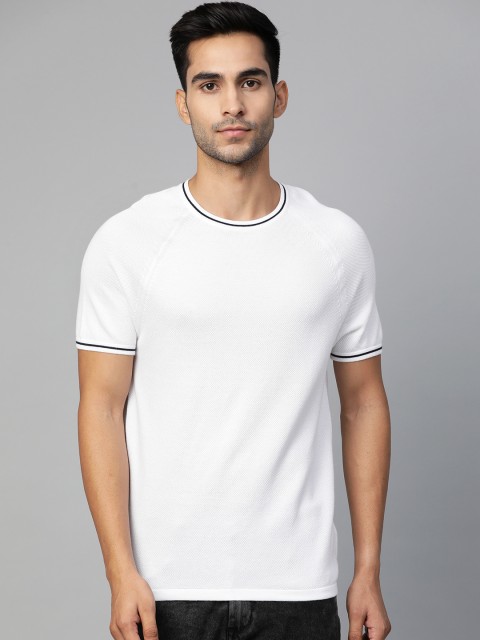 

Marks & Spencer Men White Solid Round Neck T-shirt