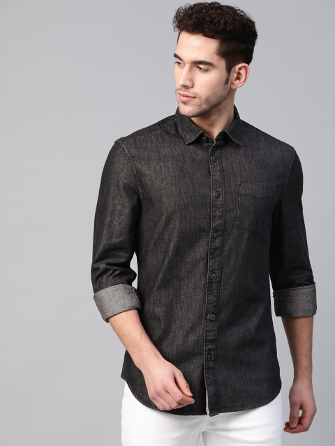 

Marks & Spencer Men Charcoal Grey Regular Fit Chambray Faded Casual Shirt
