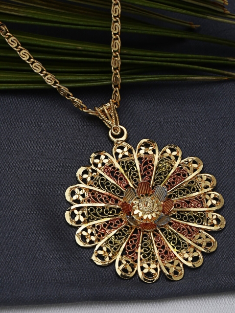 

ZeroKaata Gold-Plated & Red Handcrafted Pendant Necklace