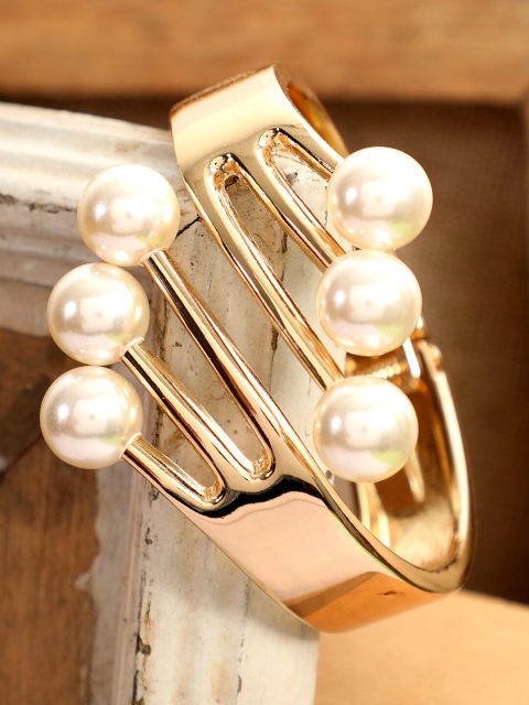 

ANIKAS CREATION Women Gold-Plated Artificial Beaded Bracelet