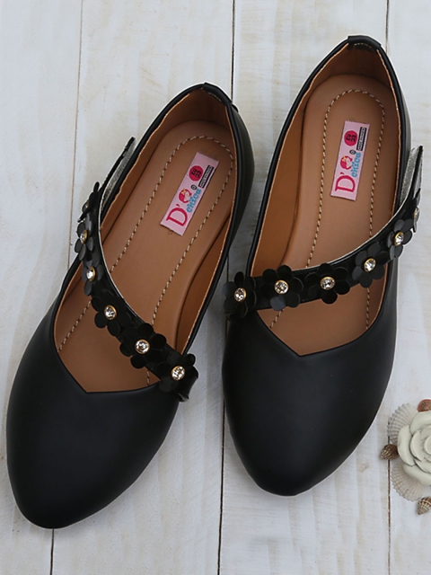 

DChica Girls Black Embellished Ballerinas