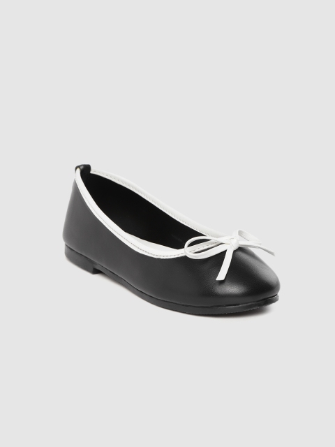 

YK Girls Black Solid Ballerinas