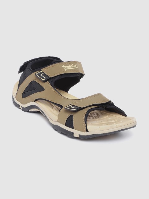 

Roadster Men Olive & Black Sports Sandals