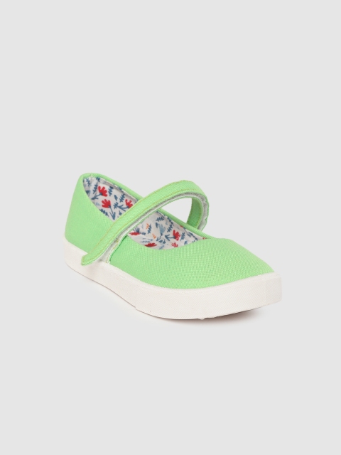 

YK Girls Green Solid Mary Janes