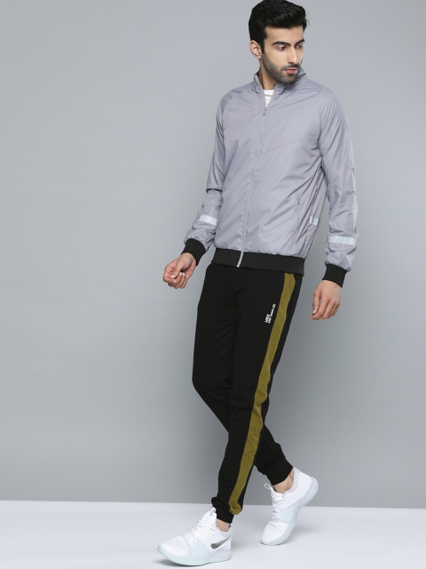 

HRX by Hrithik Roshan Men Jet Black Bio-Wash Antimicrobial Lifestyle Joggers