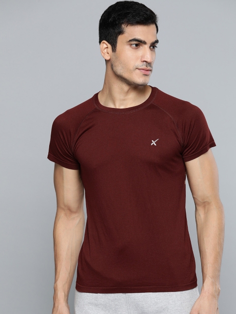 

HRX by Hrithik Roshan Men Zinfandel Printed Back Seamless Rapid-Dry Yoga T-shirt, Maroon