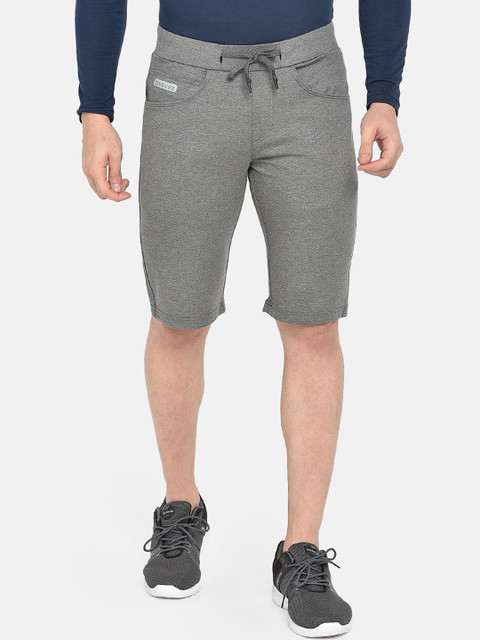 

beevee Men Grey Solid Regular Shorts
