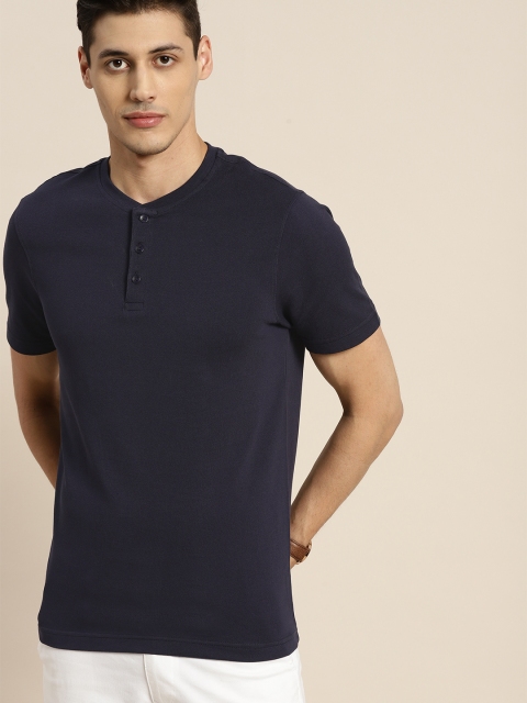 

INVICTUS Men Navy Blue Slim Fit Solid Henley Neck Antimicrobial T-shirt