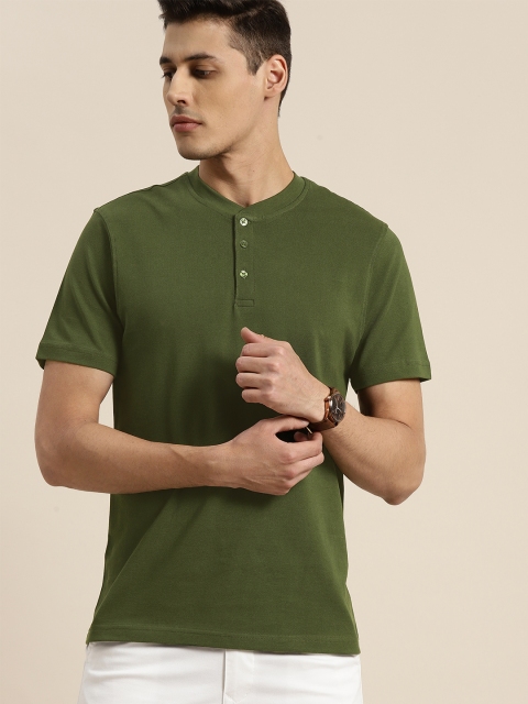 

INVICTUS Men Olive Green Slim Fit Solid Henley Neck Antimicrobial T-shirt
