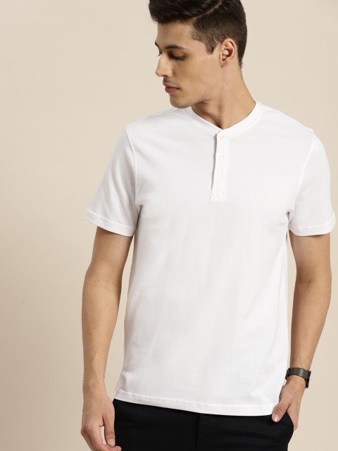 

INVICTUS Men White Slim Fit Solid Henley Neck Antimicrobial T-shirt