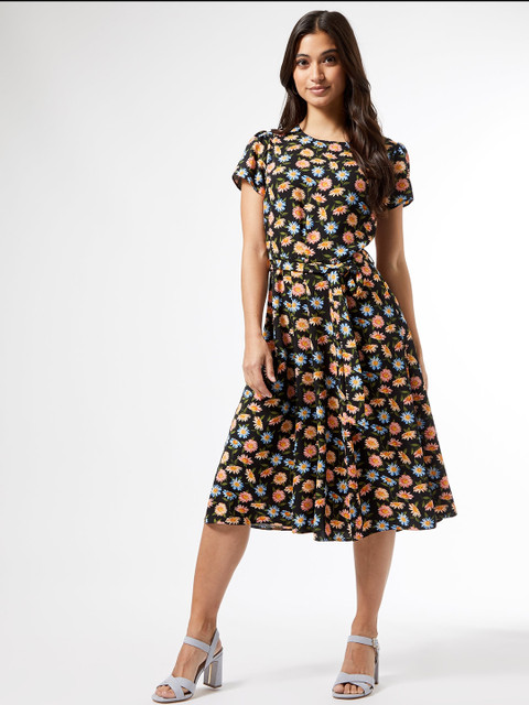 

DOROTHY PERKINS Women Black & Peach-Coloured Floral Printed Petite A-Line Dress