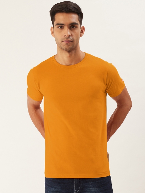 

PRINTOCTOPUS Men Mustard Yellow Solid Round Neck Pure Cotton T-shirt