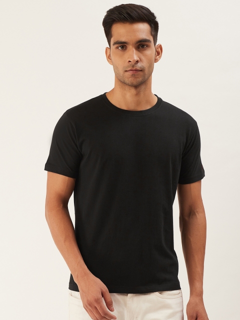 

PRINTOCTOPUS Men Black Solid Round Neck T-shirt