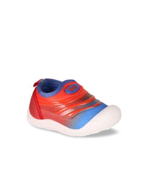 

Bubblegummers Boys Red & Blue Colourblocked Slip-On Sneakers