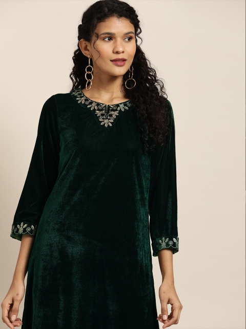 

Sangria Women Green & Beige Velvet Finish Solid Kurta with Trousers